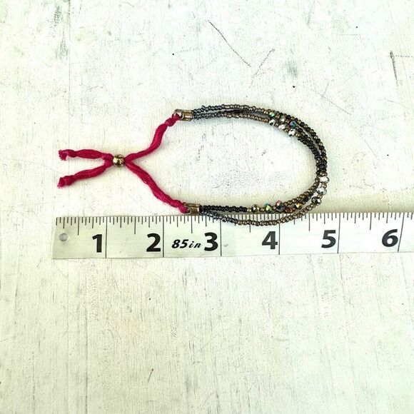 Multi strand adjustable bracelet - Picture 8 of 8